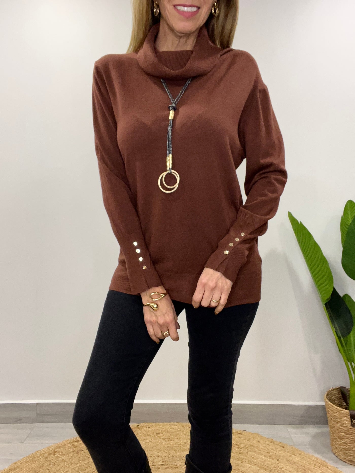 Sweater Delirio/Cuello café