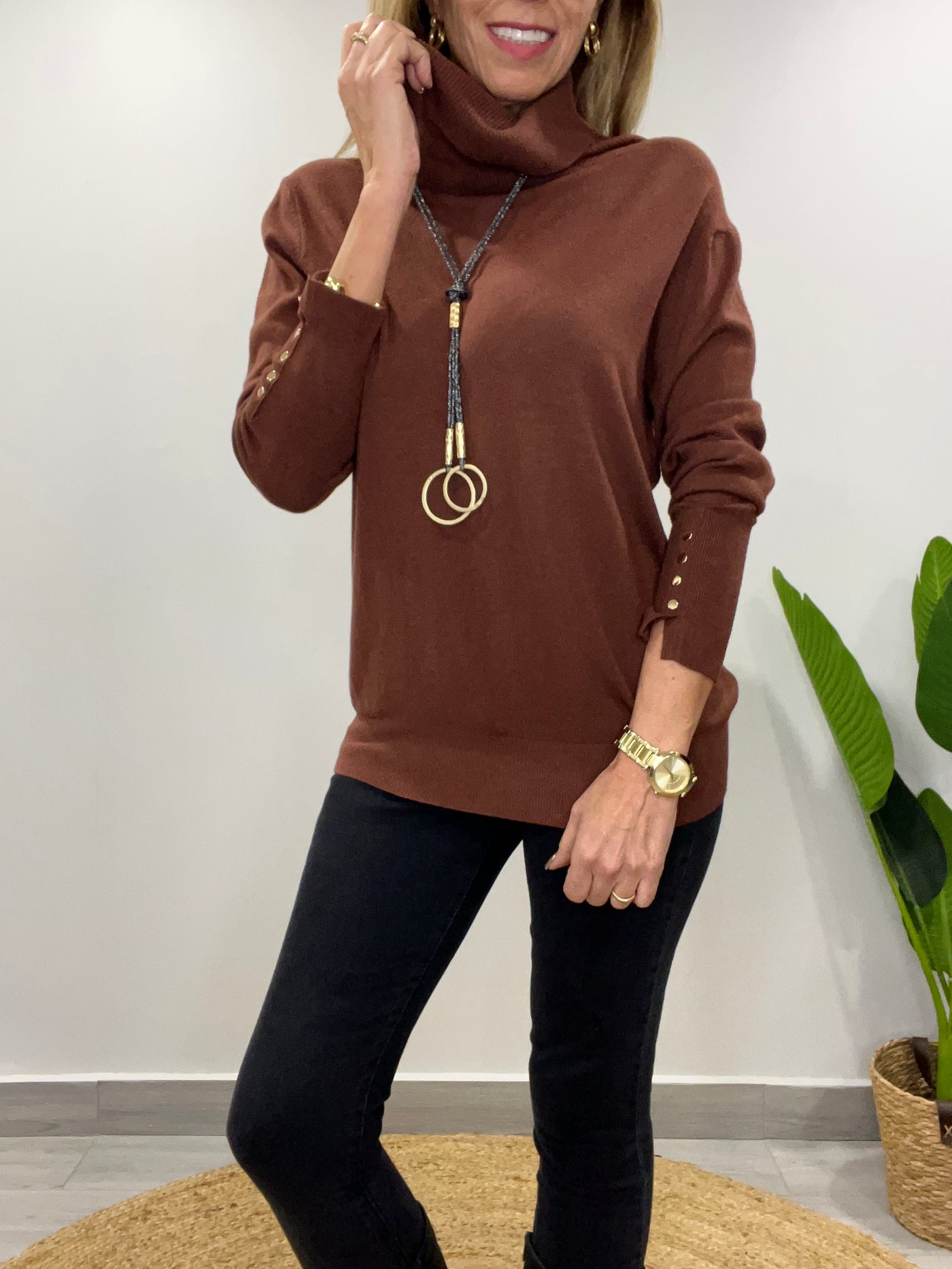 Sweater Delirio/Cuello café