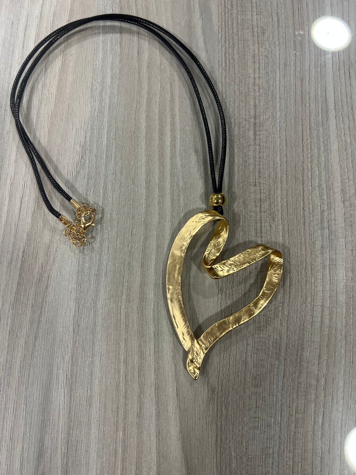 Collar Corazón 3D Dorado