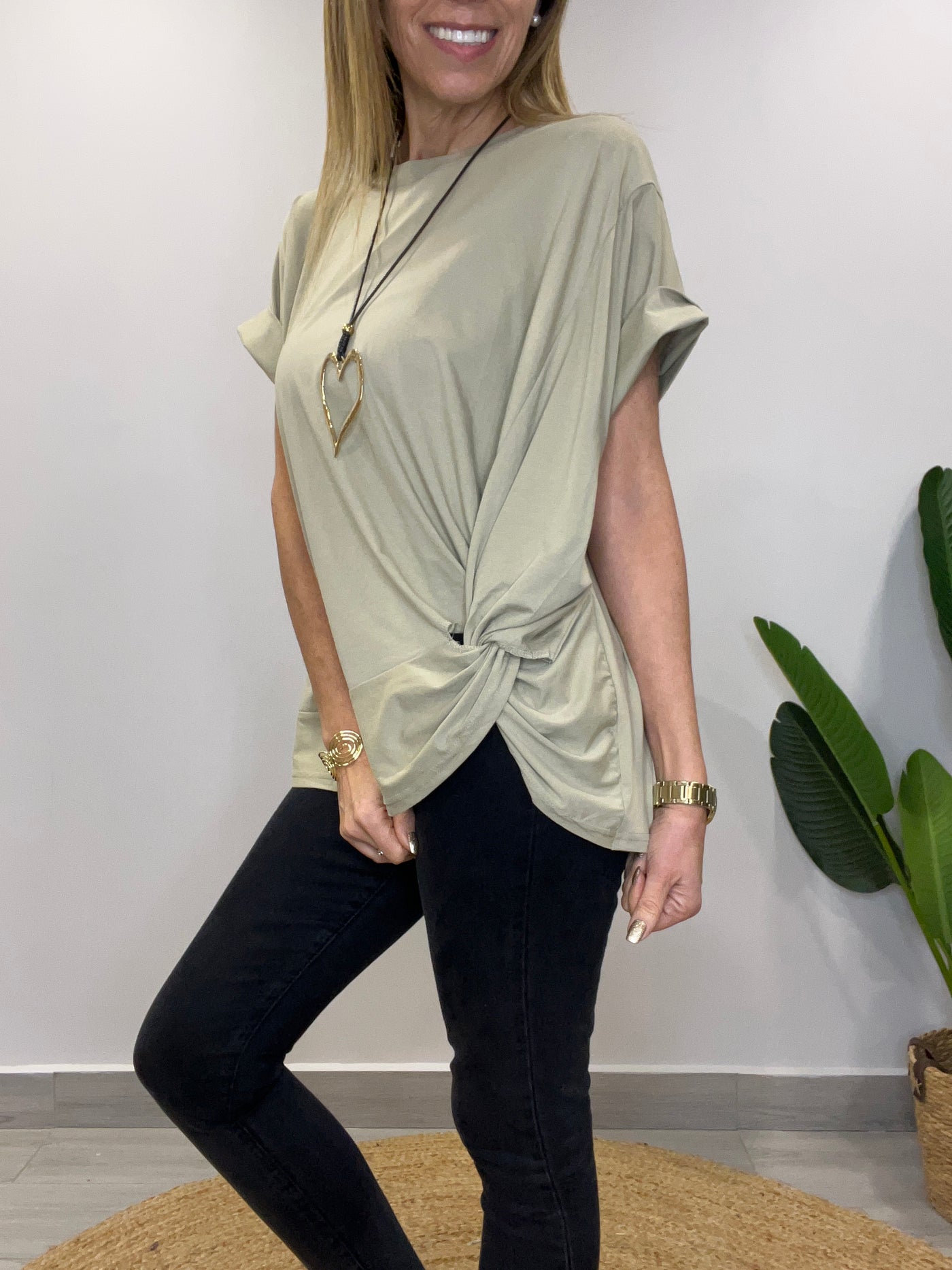 Polera Nudo Oliva