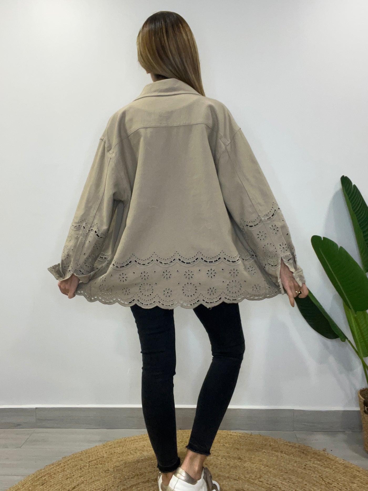 Chaqueta mezclilla/broderie Romántica Beige