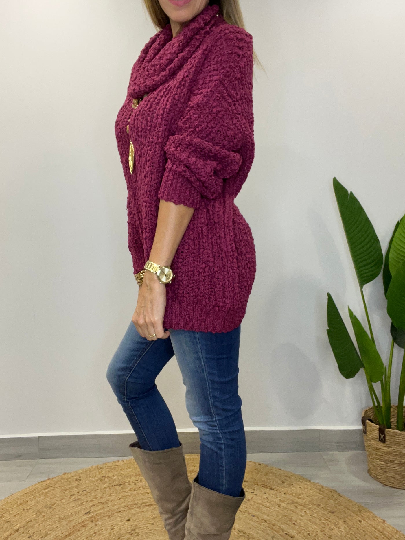 Sweater Buclé Cuello Cherry