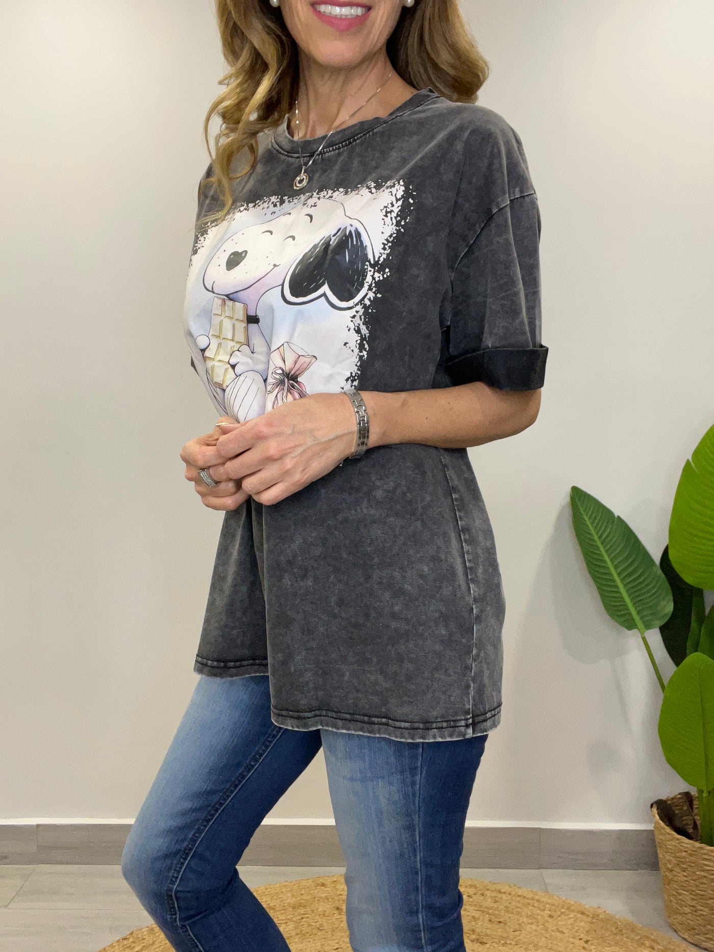 Polera Snoopy negra