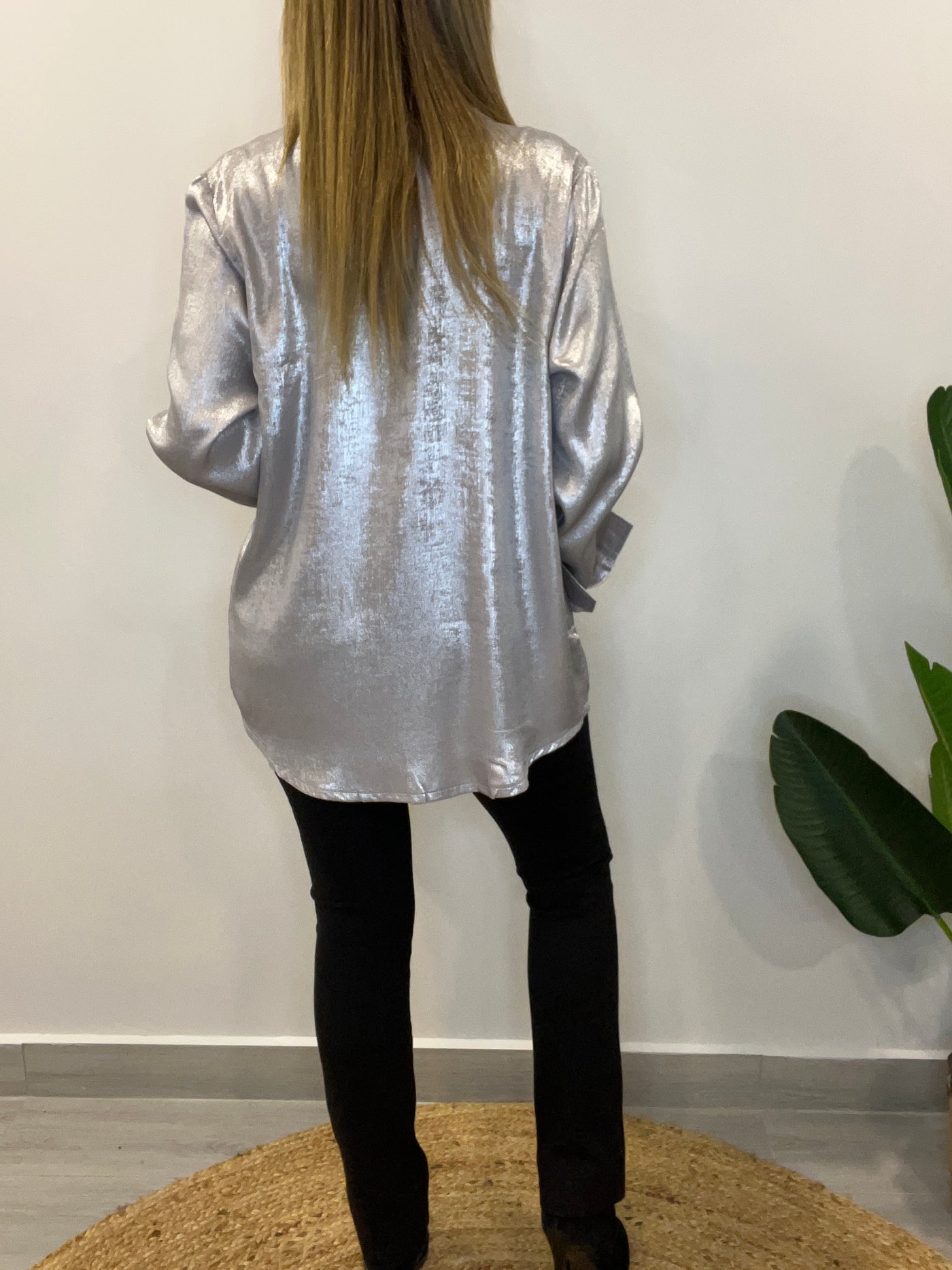 Camisa Metalizada Plateada