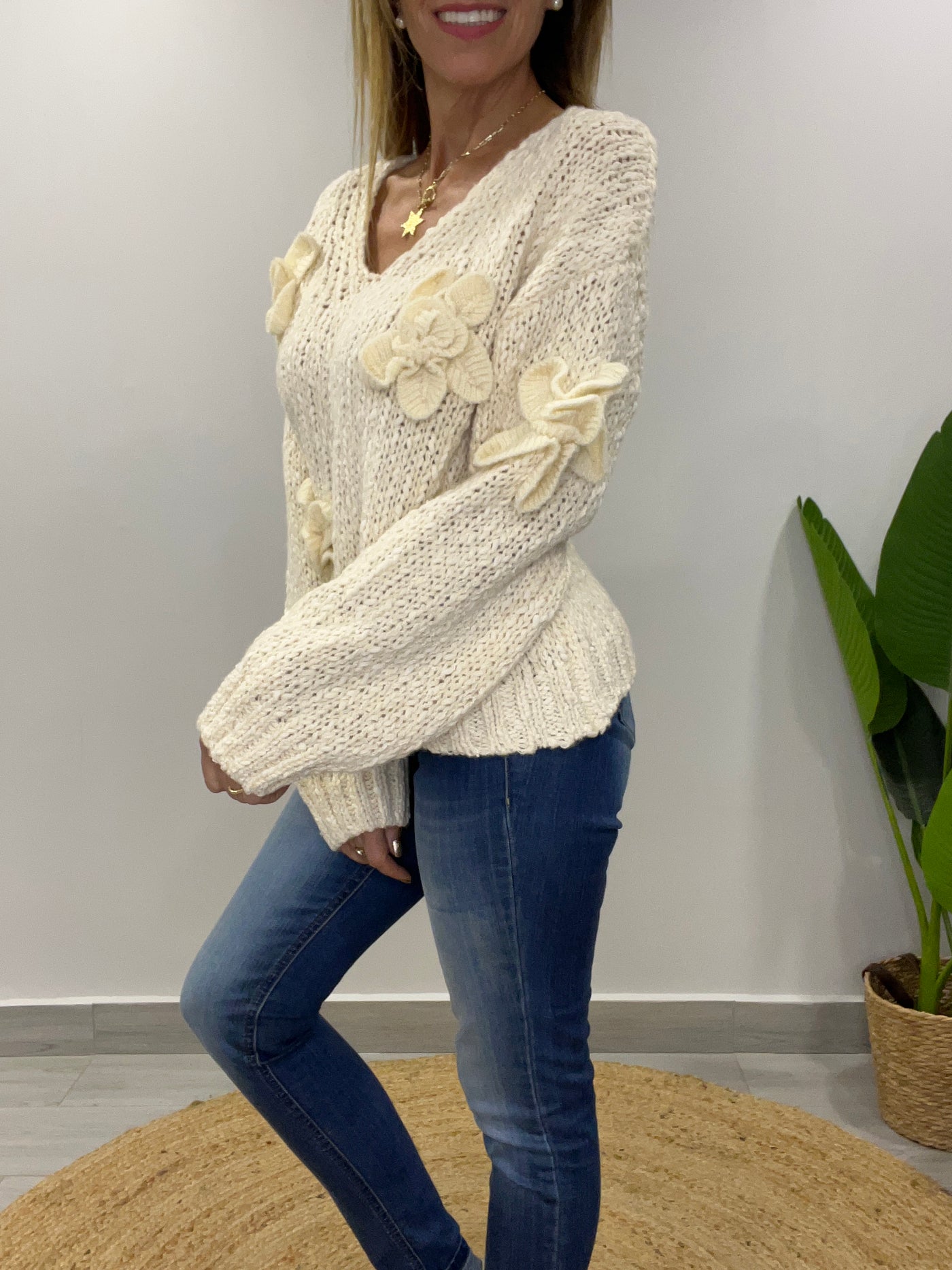 Sweater Flor textura Ivory