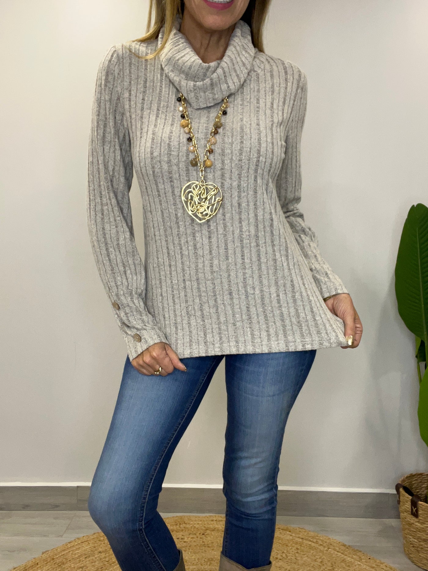 Sweater cuello Pola Arena