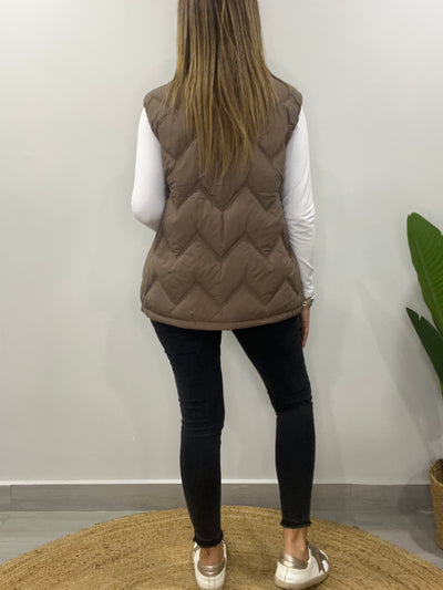 Parka sin manga Audaz chocolate