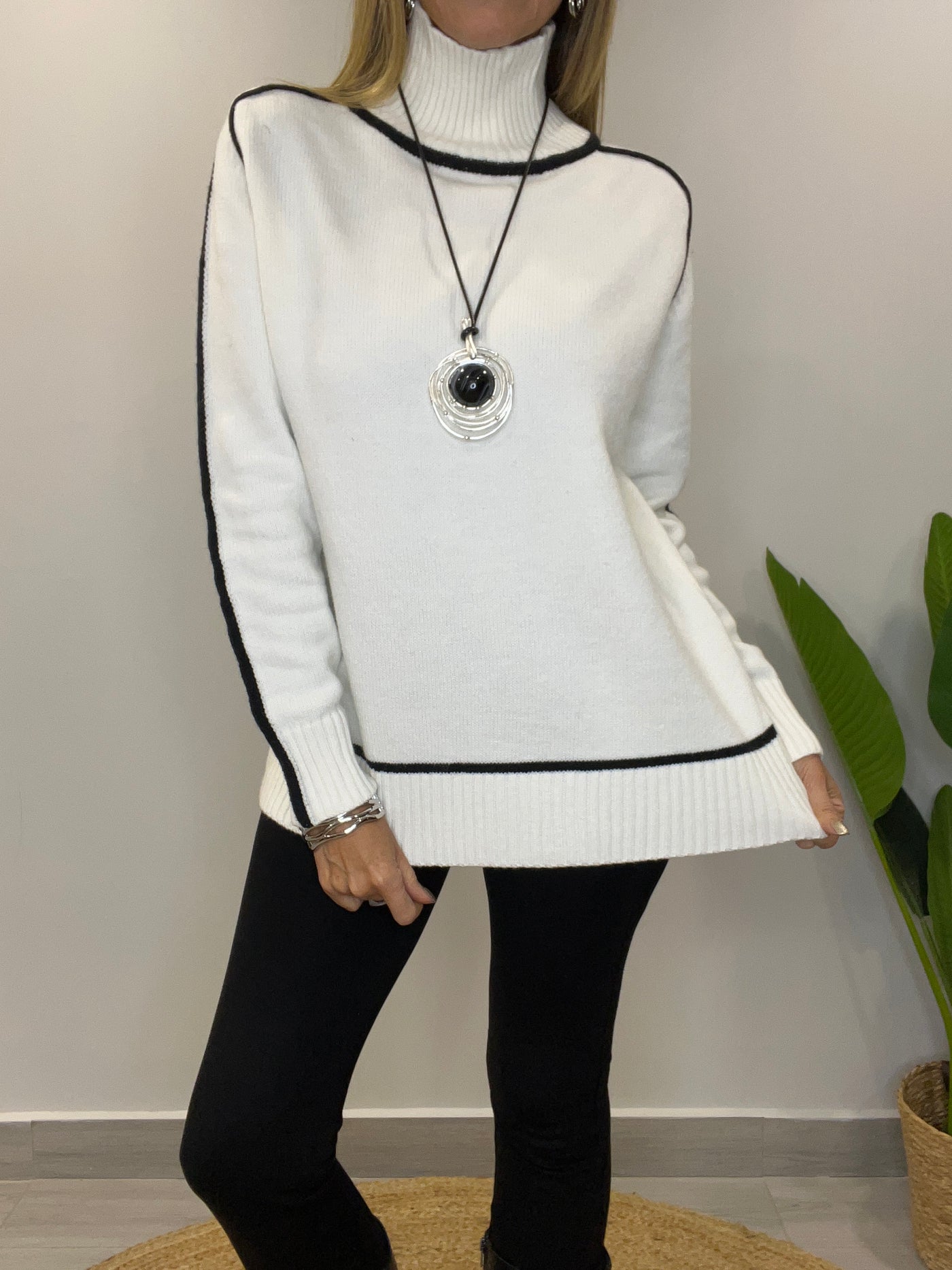Sweater cuello Atenea blanco