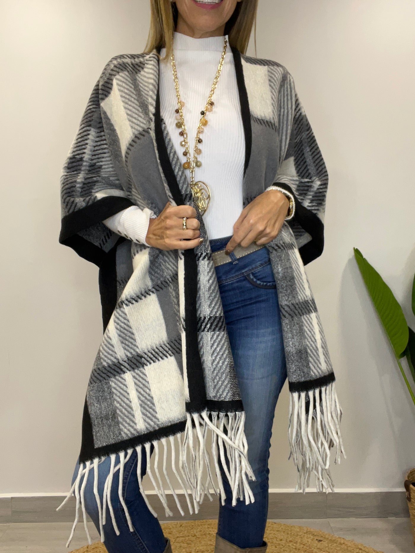 Ruana Barcelona gris