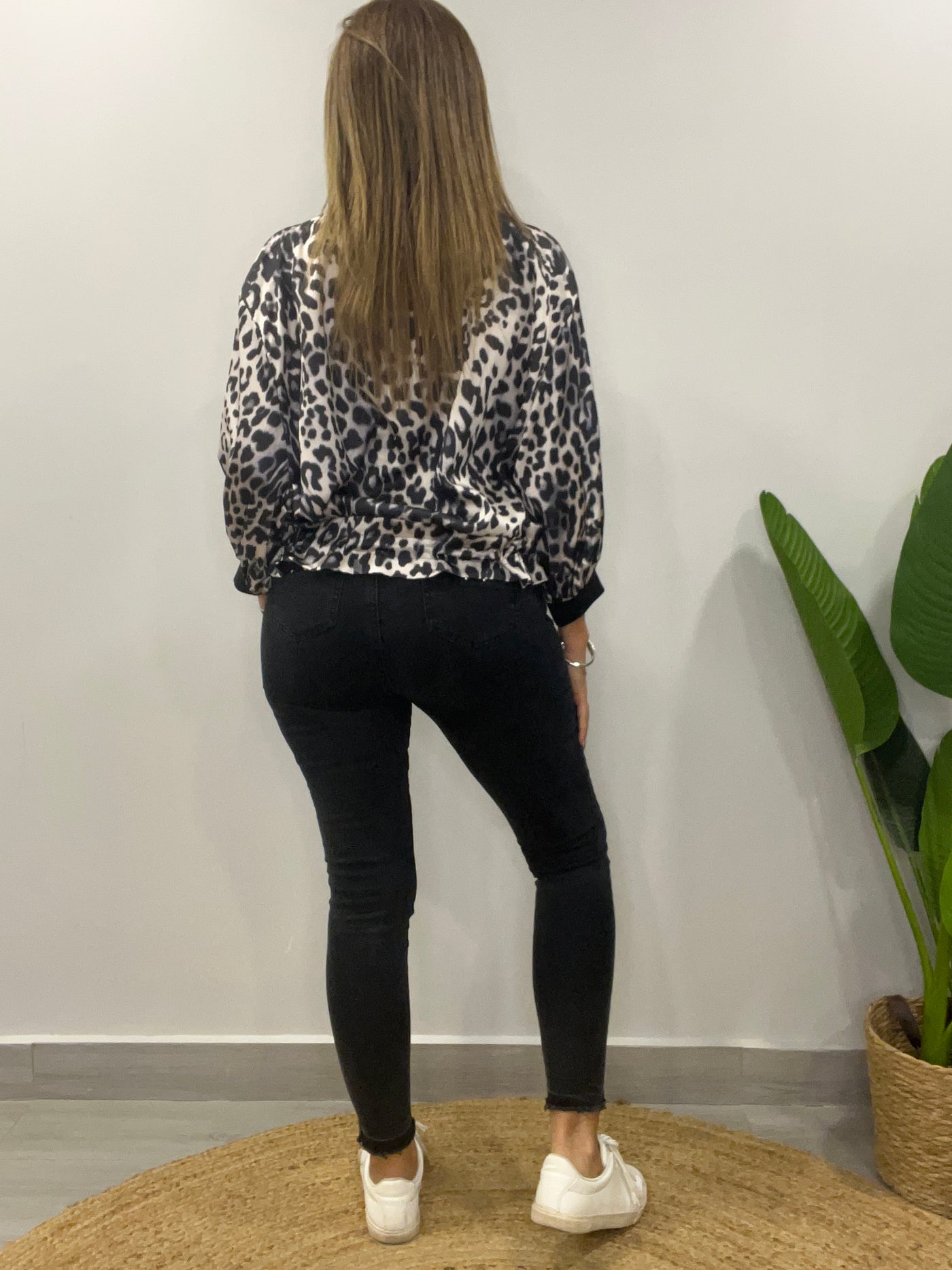Bomber Seda Print Jaguar Negro