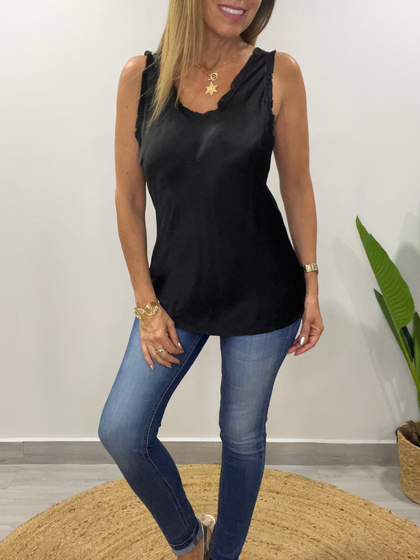 Lencera Italiana Negra