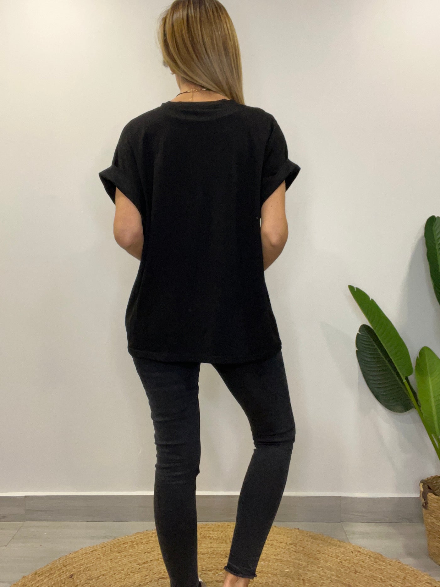 Polera Nudo negra