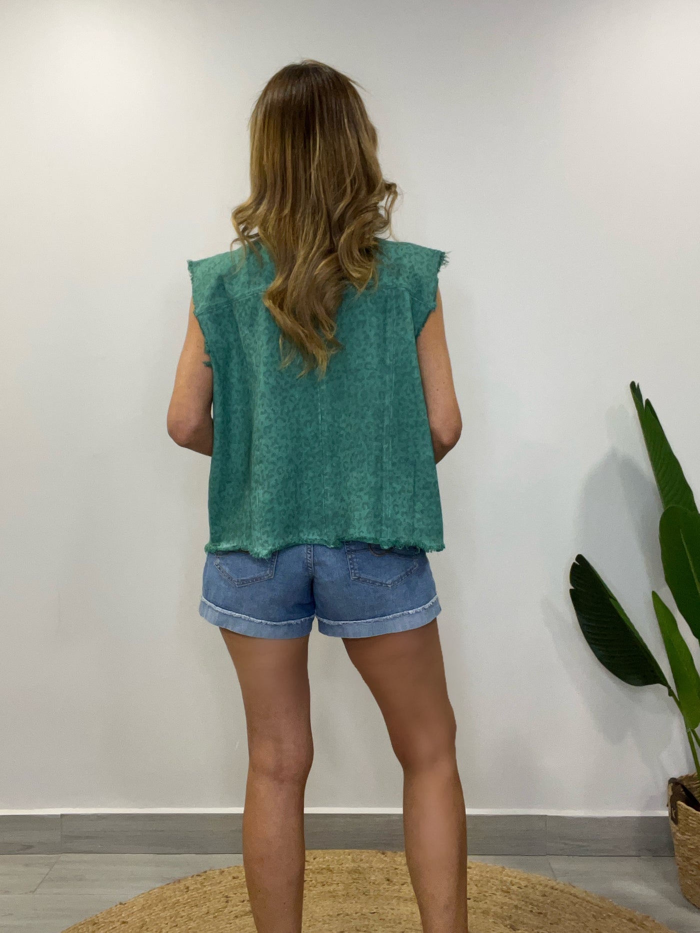 Chaqueta mezclilla sin manga Inna verde