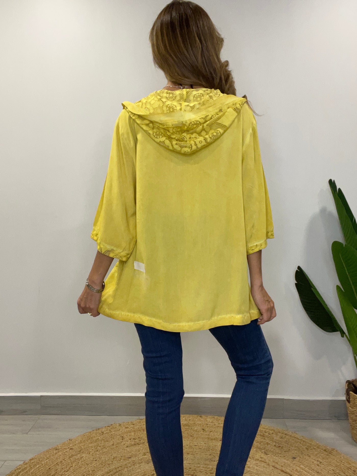 Chaqueta viscosa/ Broderie Livean Amarillo