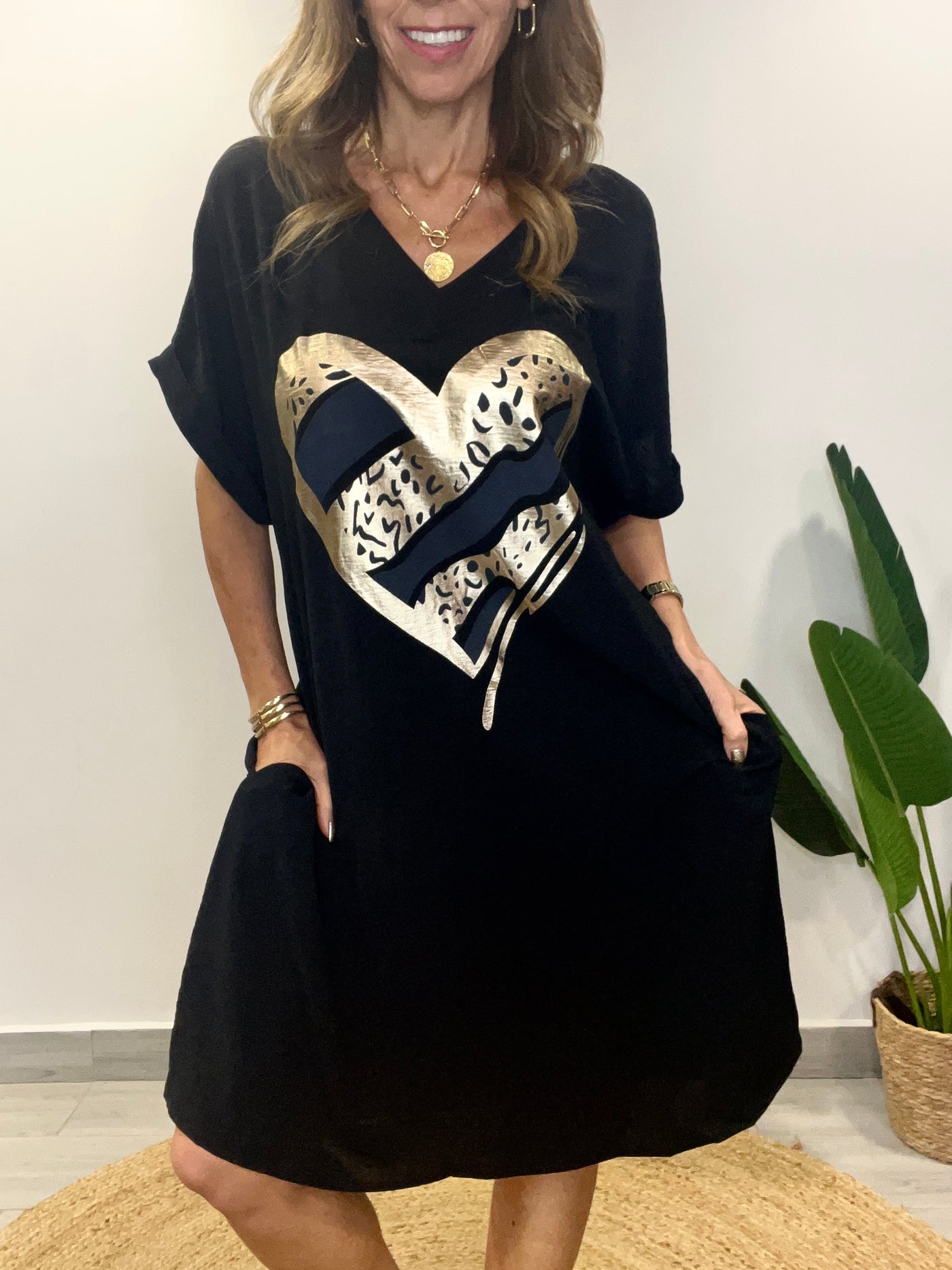 Vestido Crep Corazón Negro