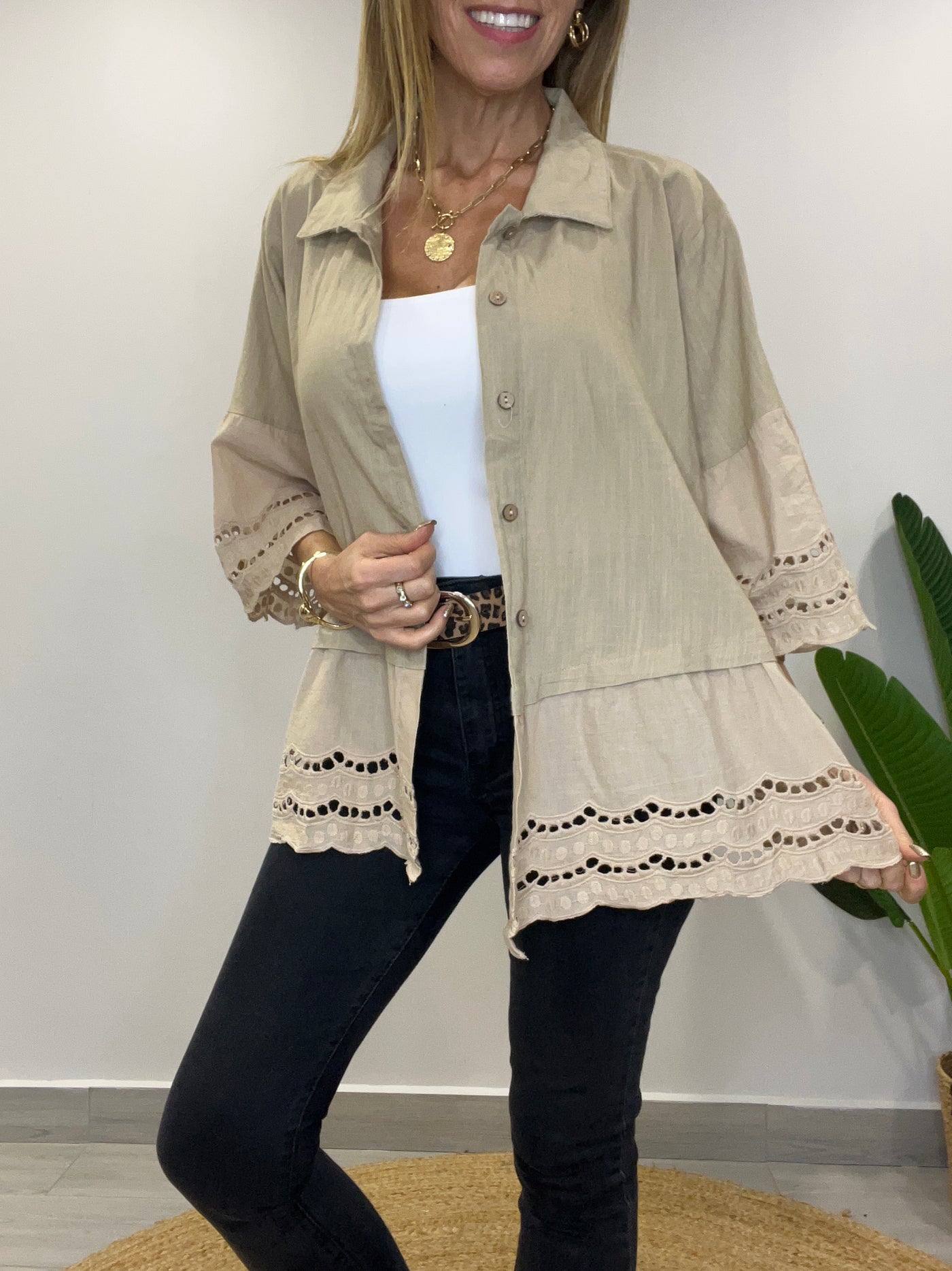 Blusa Noa Beige