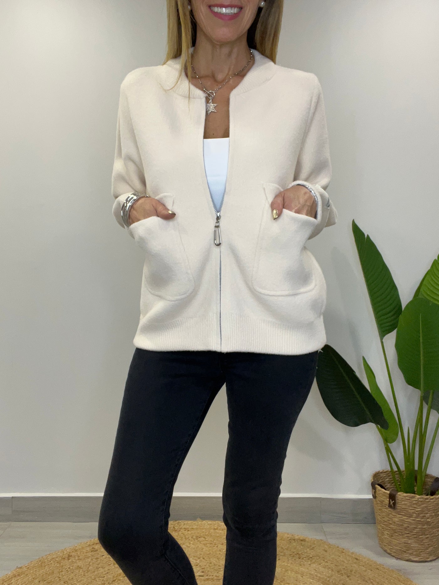 Chaqueta/polerón cuello desmontable Monti Crema
