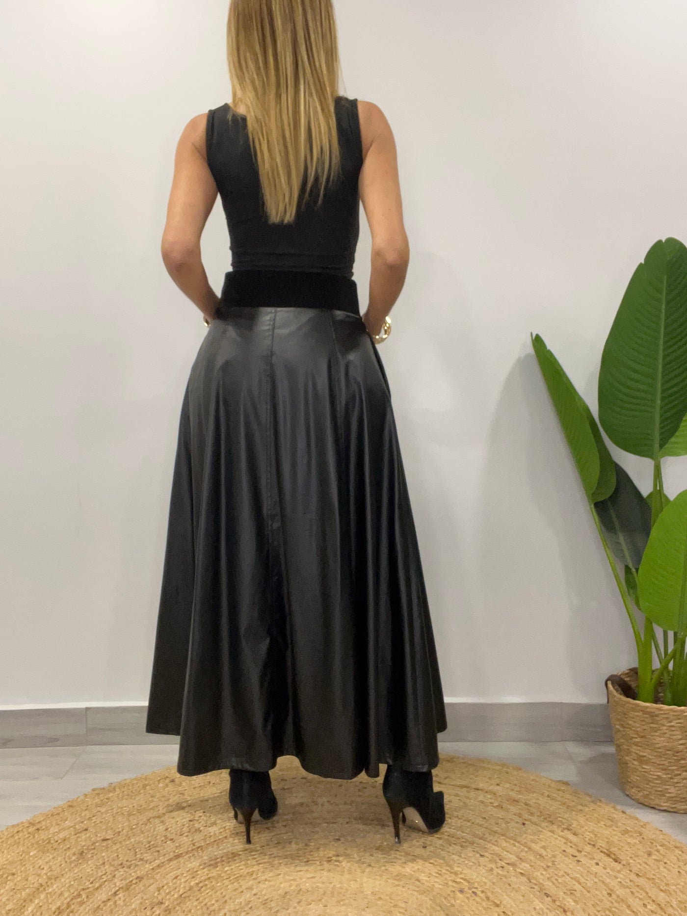 Falda Ecocuero Praga negro