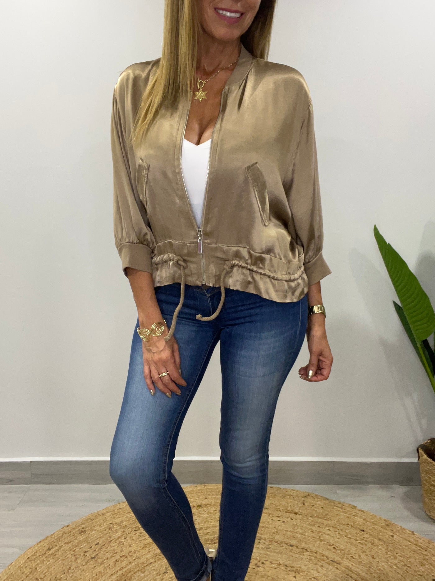 Bomber Italiano Viscoseda Dorado