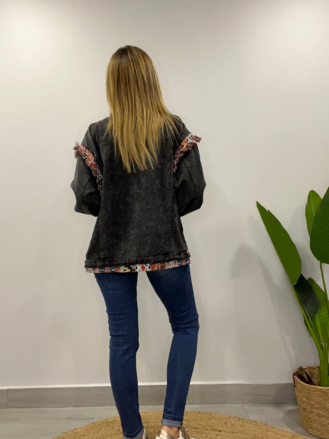 Chaqueta mezclilla Malú Negra