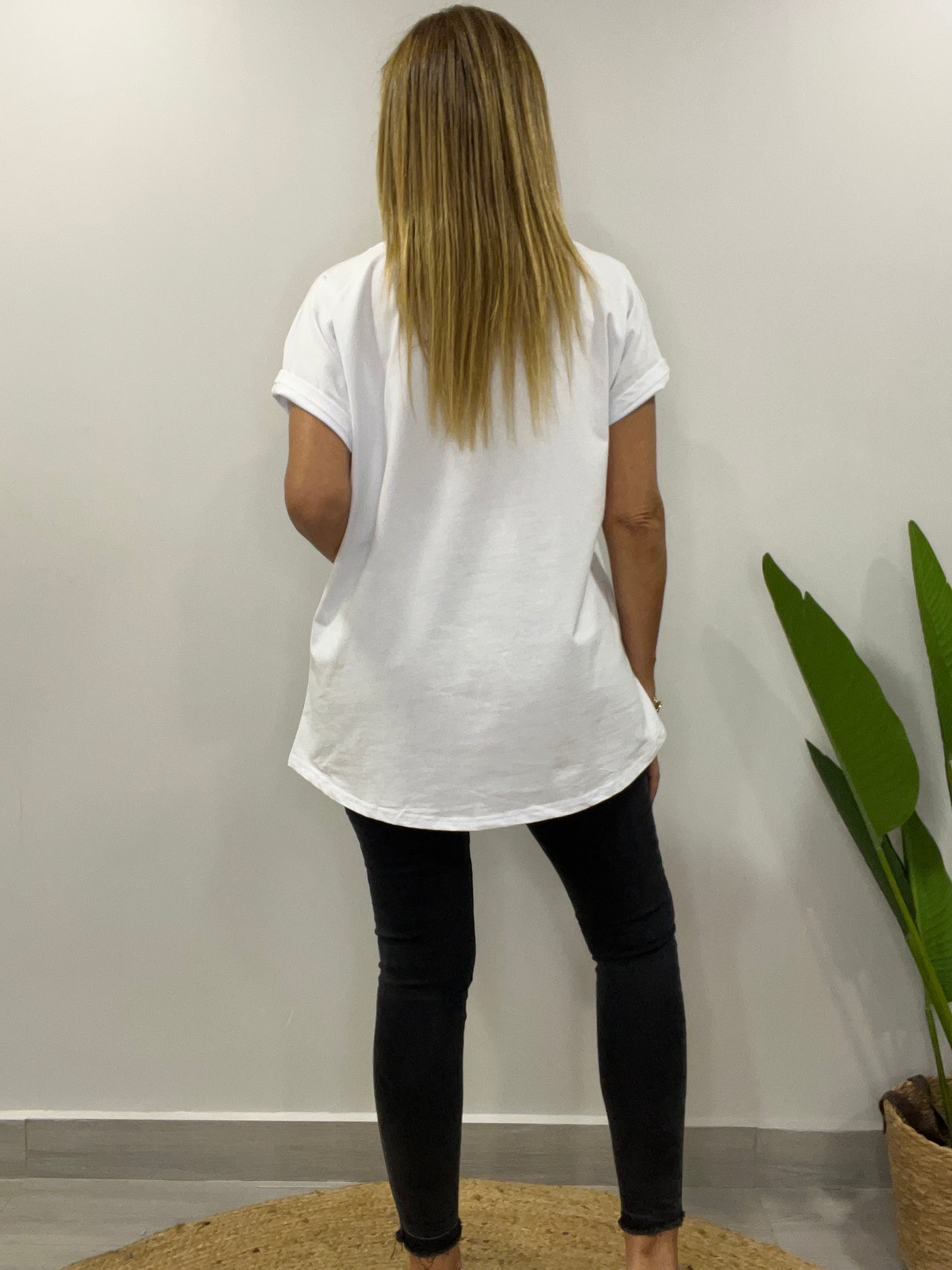 Polera Cherry Blanca
