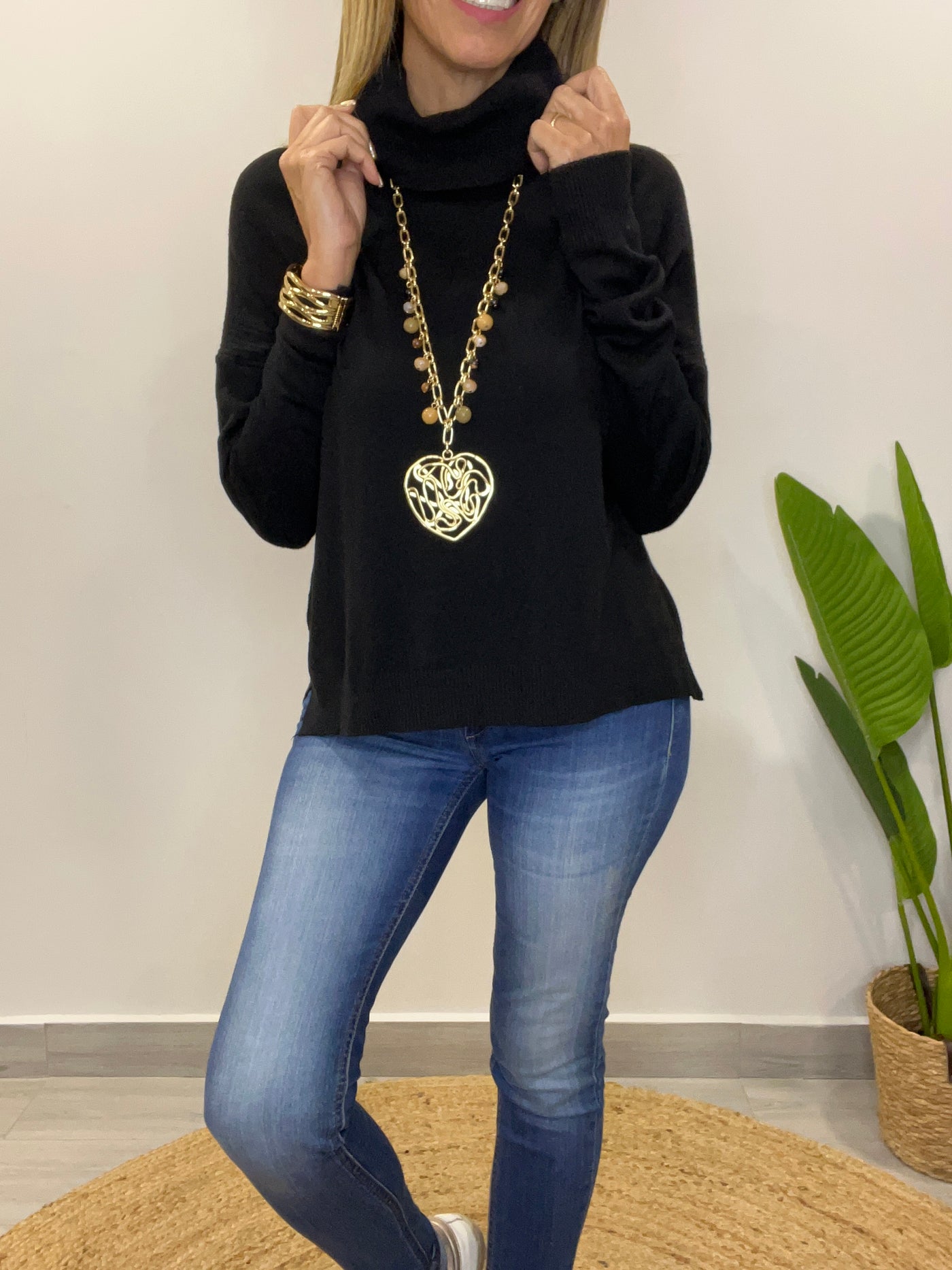 Sweater cuello Melany negro