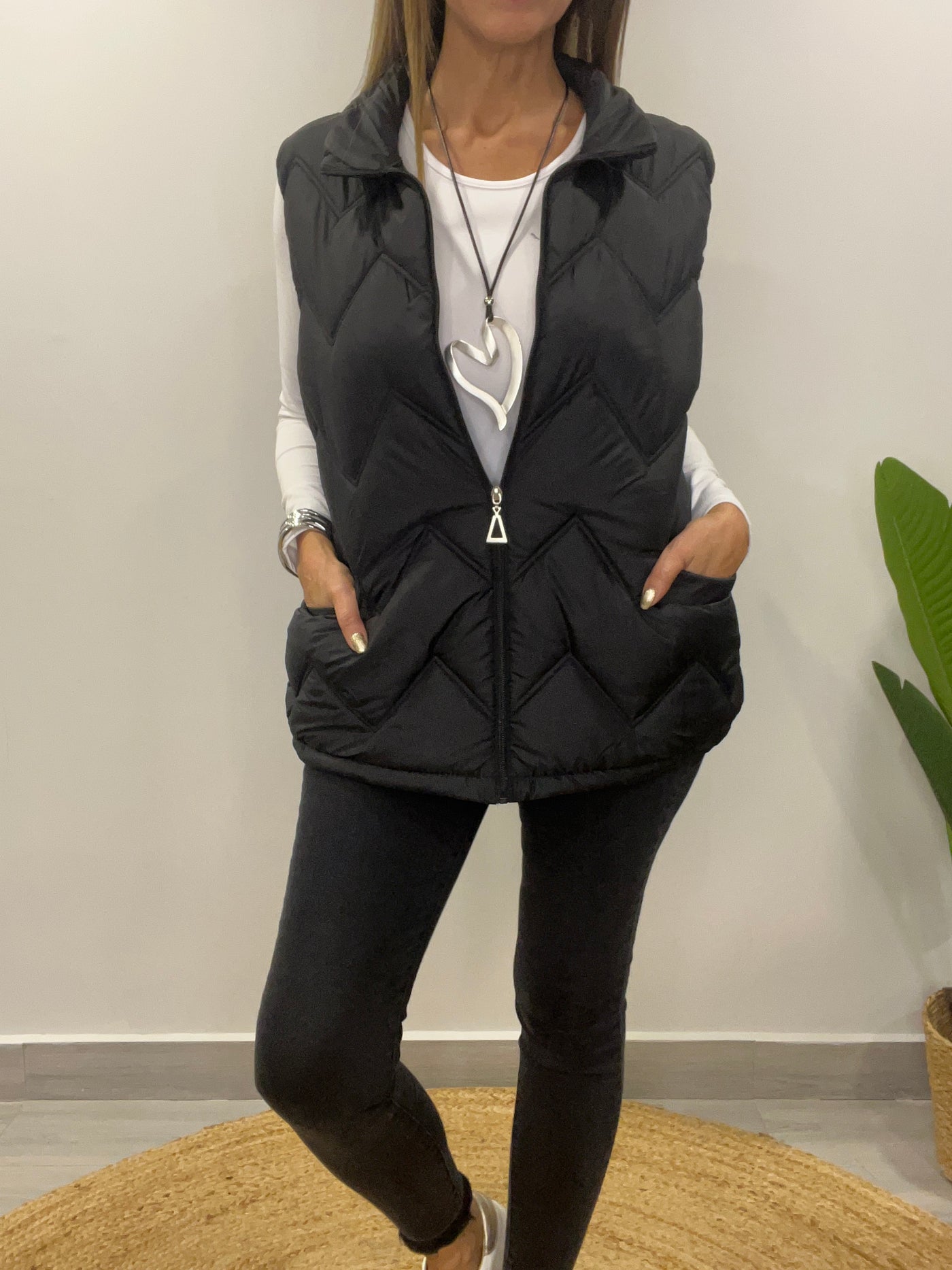 Parka sin manga Audaz Negra