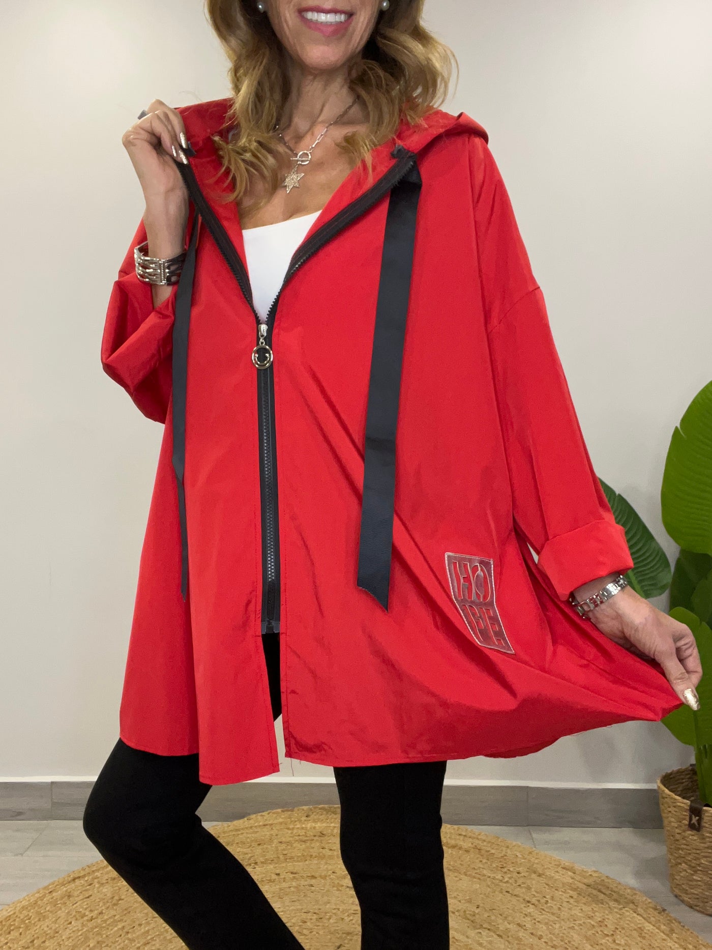 Cortavientos (Oversize ) Hope Rojo