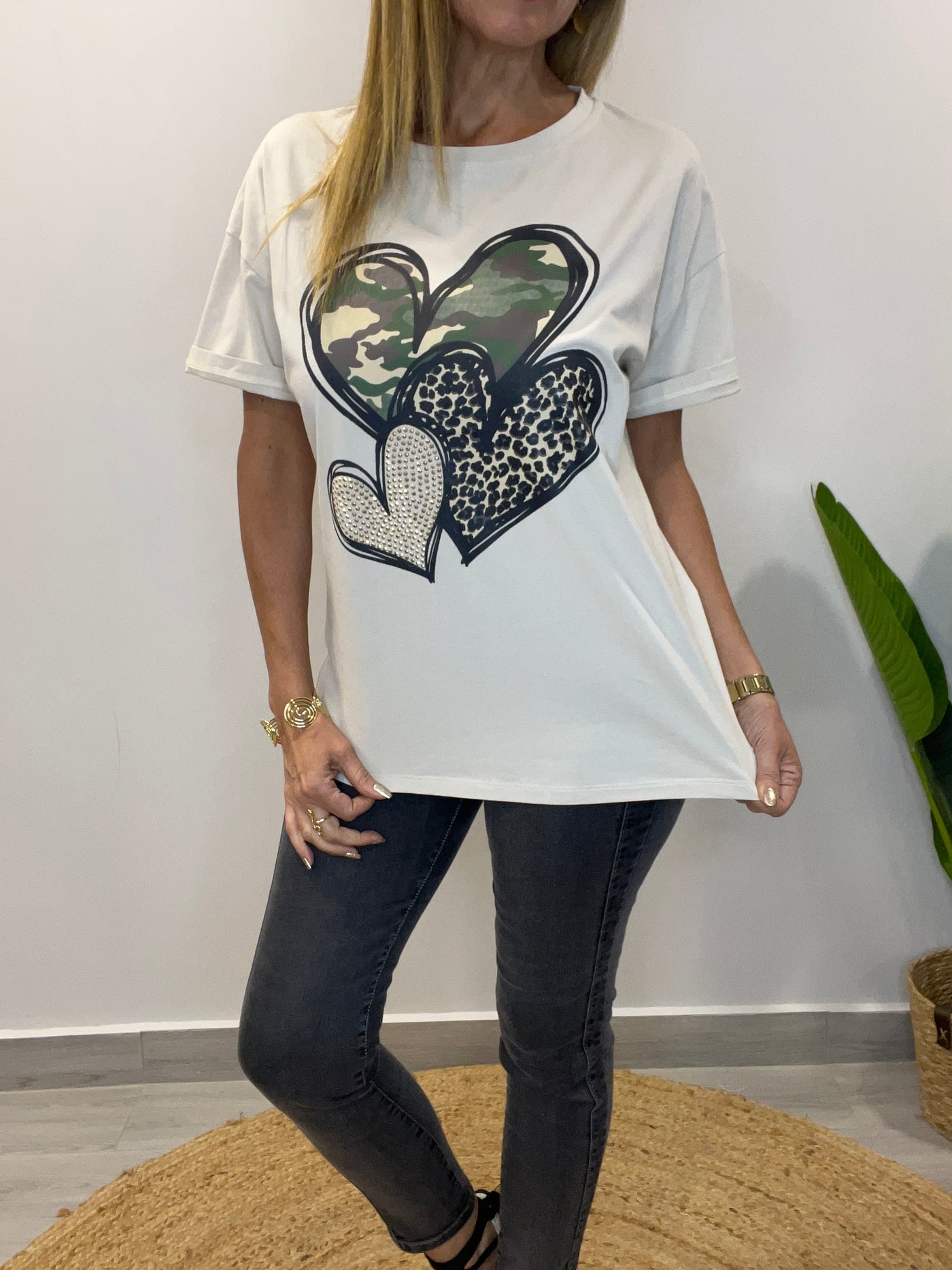 Polera Corazones Beige