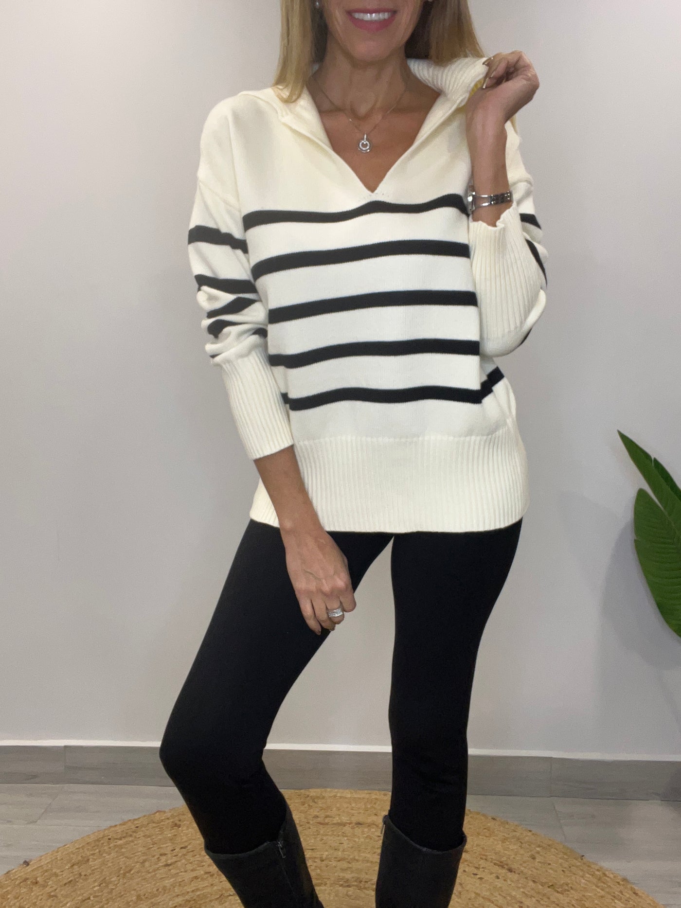 Sweater Rayas Crema