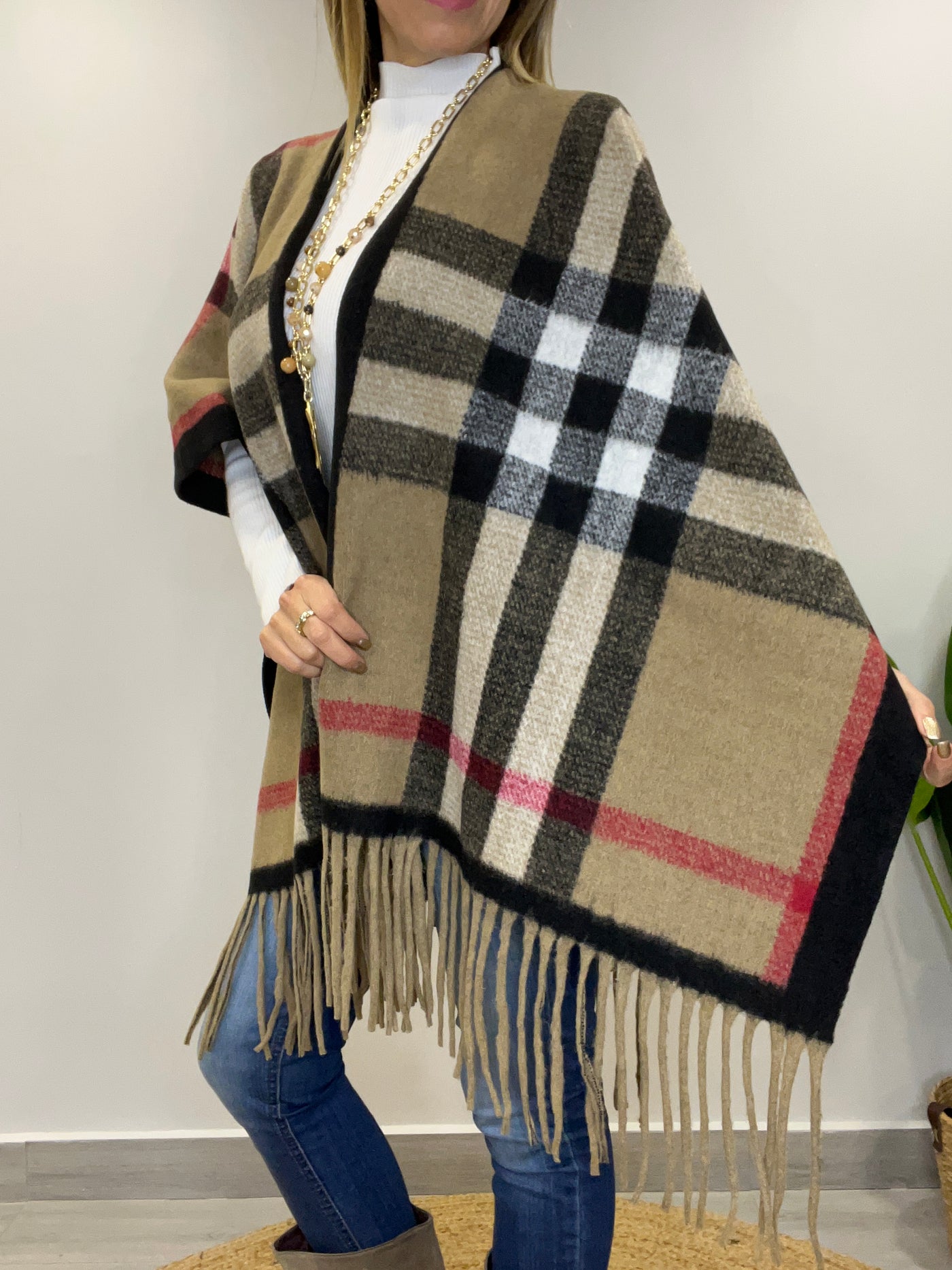 Ruana Escocia Beige
