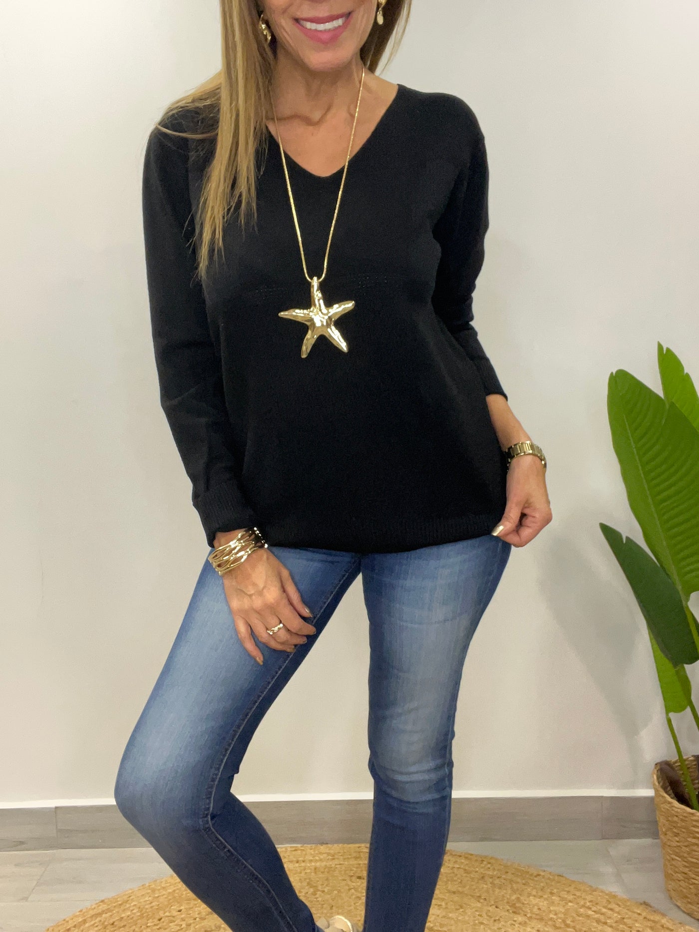 Sweater Deli negro
