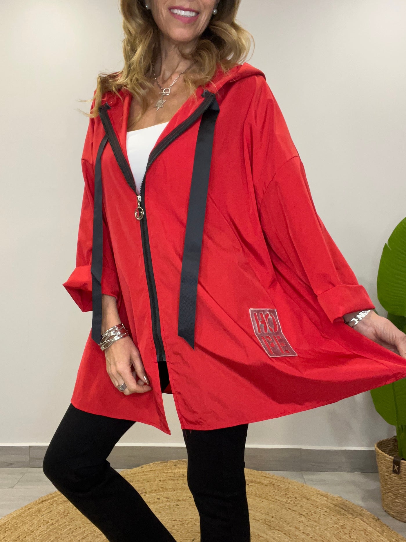Cortavientos (Oversize ) Hope Rojo