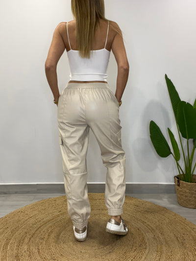 Pantalón Bombacho Ecocuero crudo