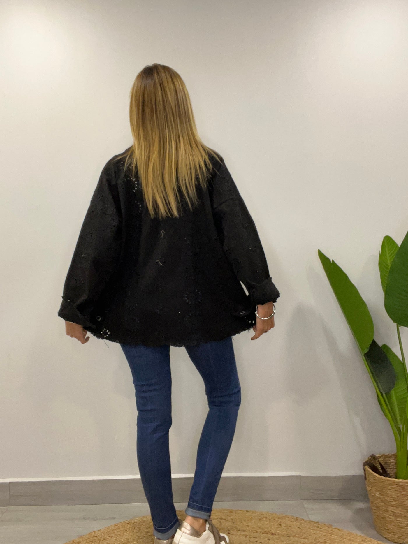 Chaqueta mezclilla Broderie Blondi Negra