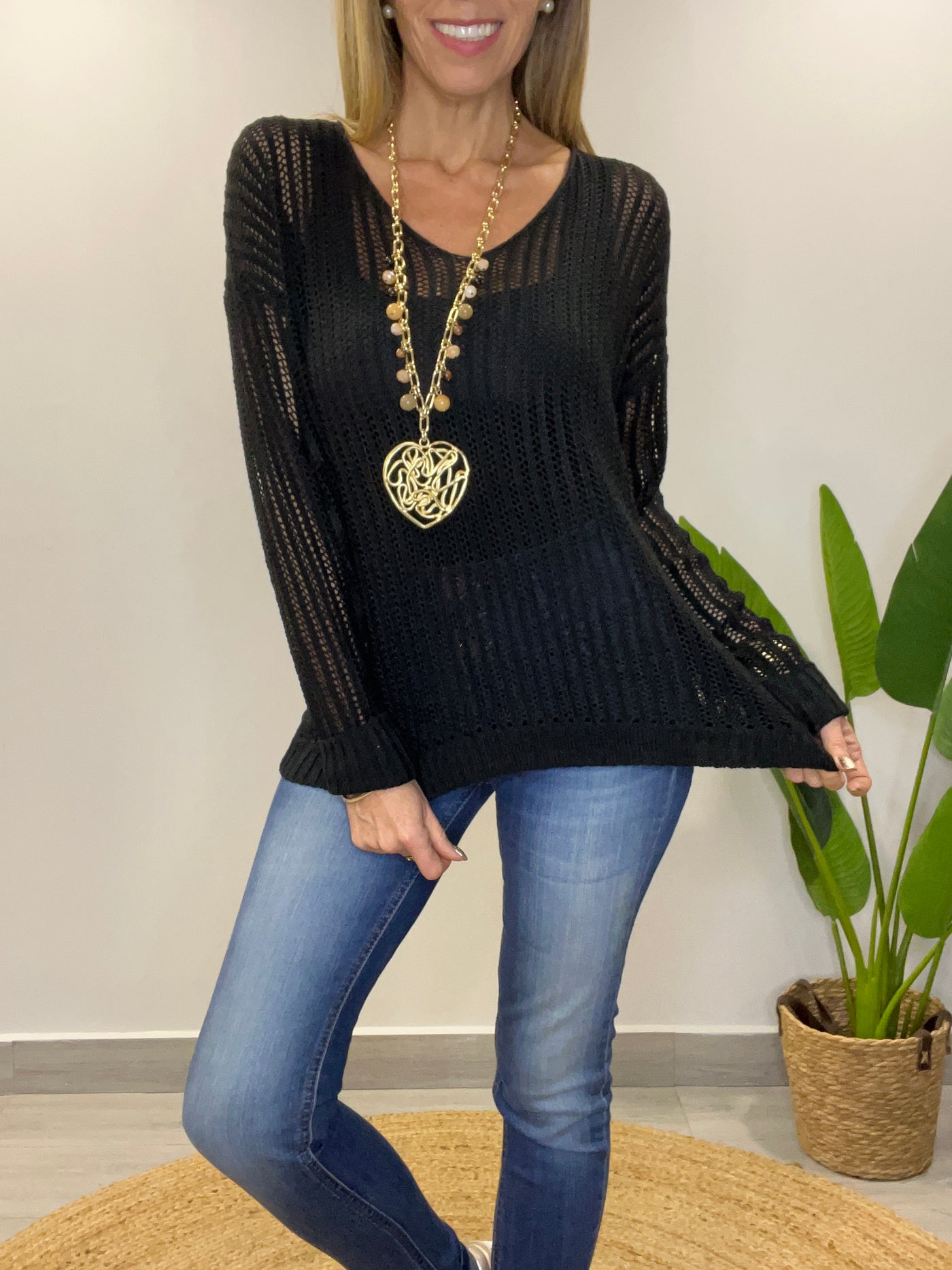 Sweater Hilo Silueta Negro