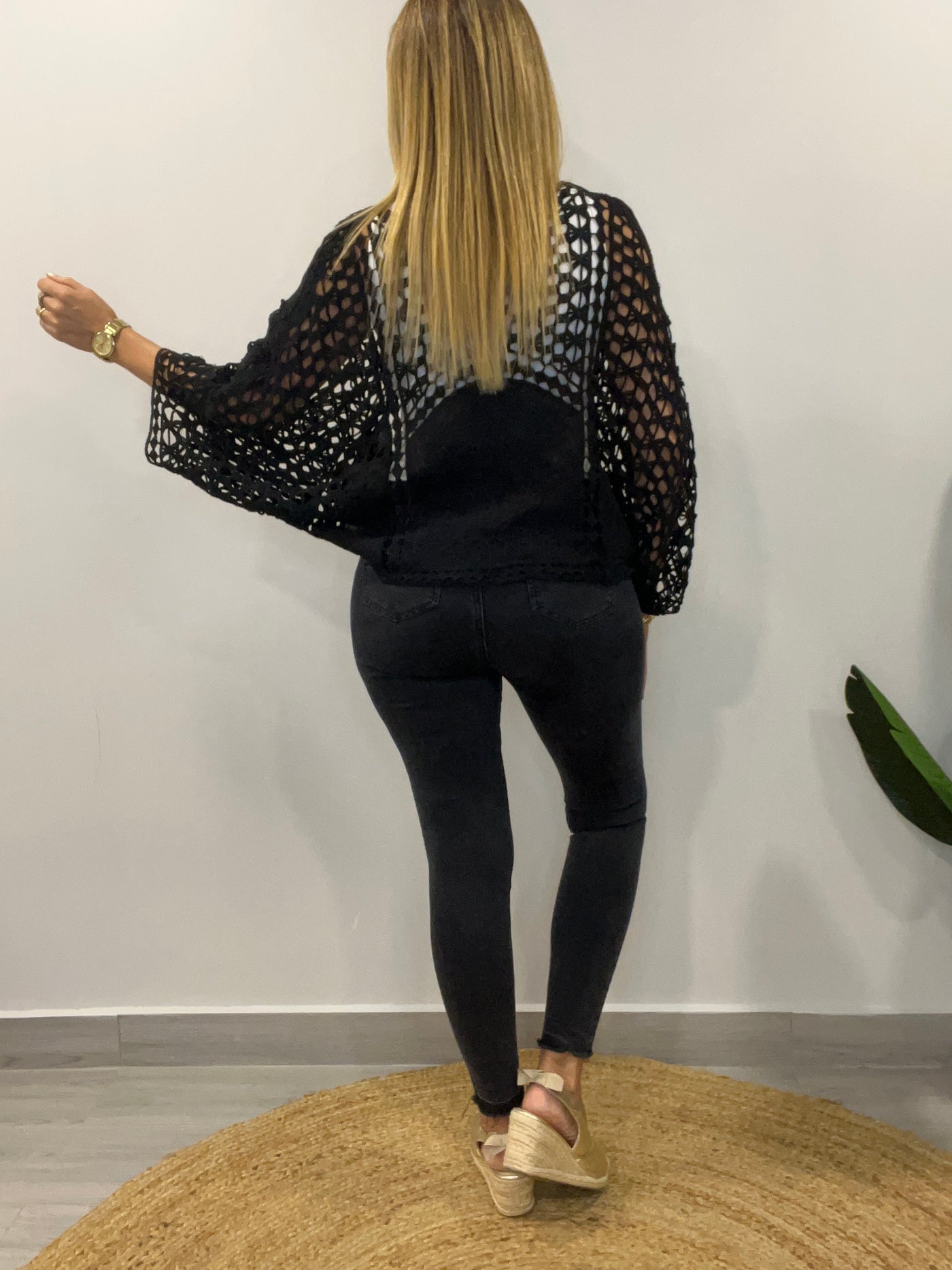 Sweater Hilo Santis Negro