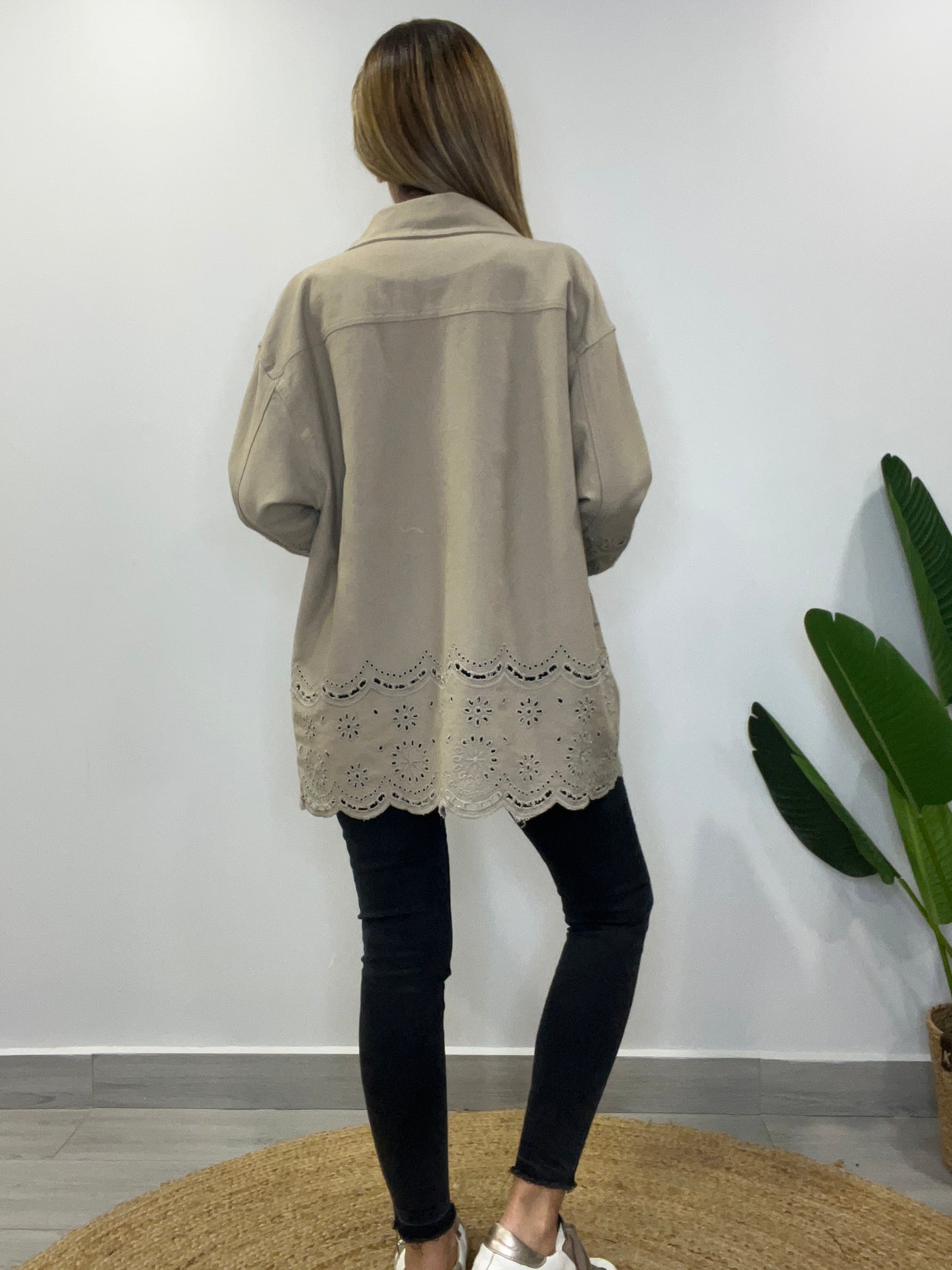 Chaqueta mezclilla/broderie Romántica Beige