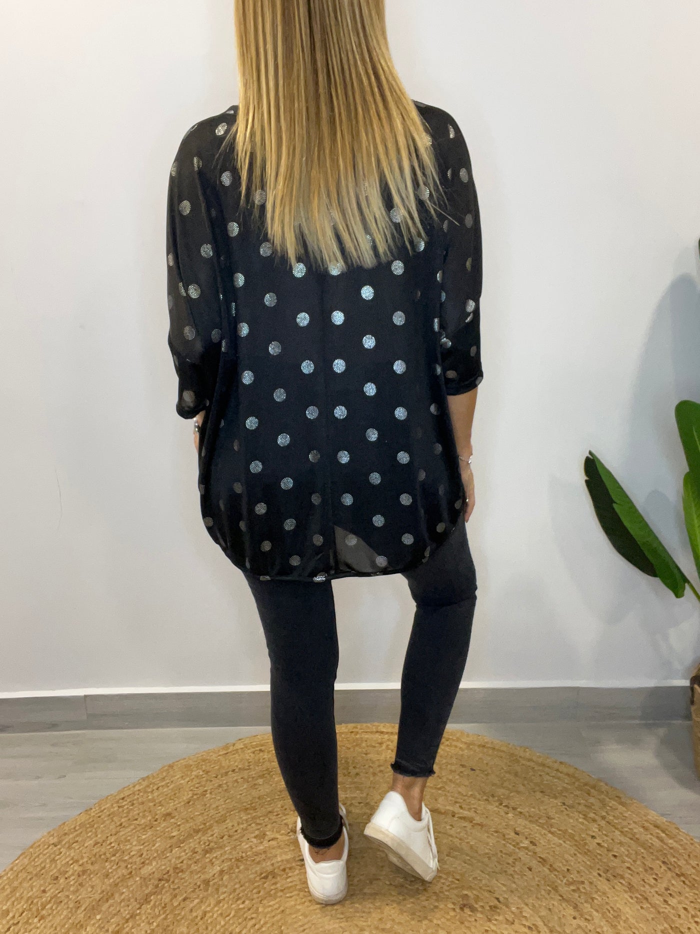 Blusa Italiana Amy Negra