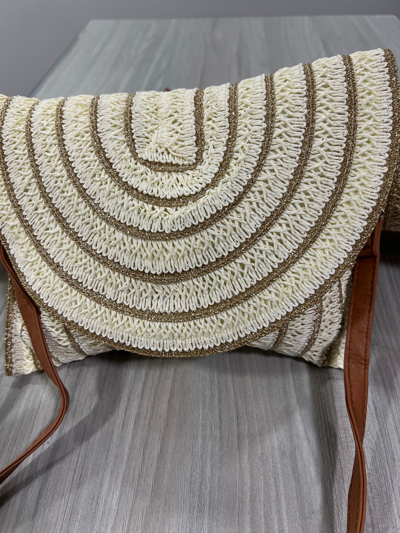 Cartera Rafia crudo/dorado