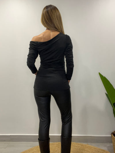 Polera lycra desigual negra
