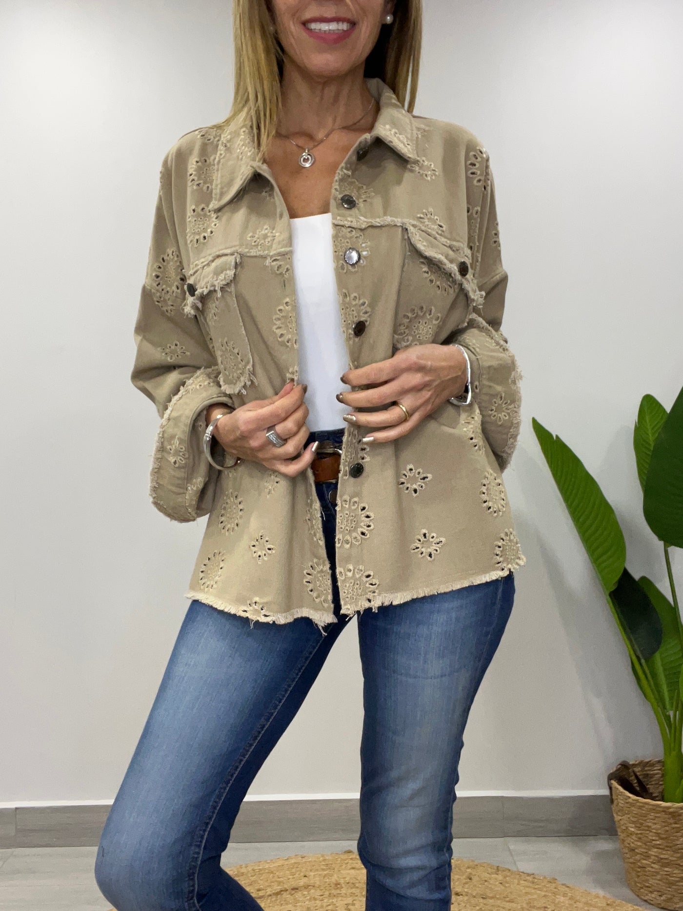 Chaqueta mezclilla Broderie Blondi Beige