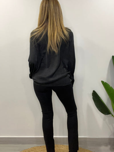 Blusa Viscoseda Amanda Negra