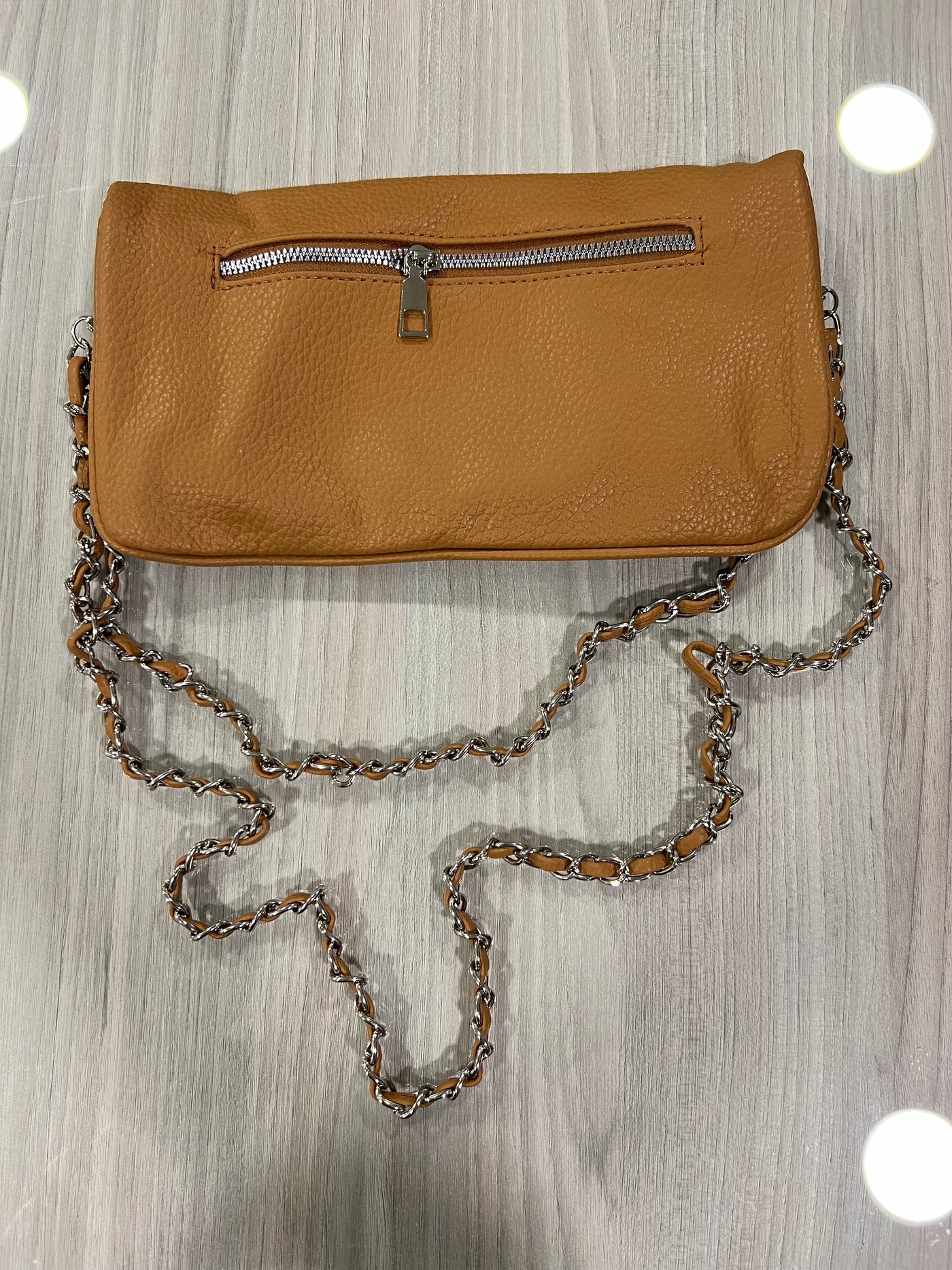 Cartera cadenas Alas Camel