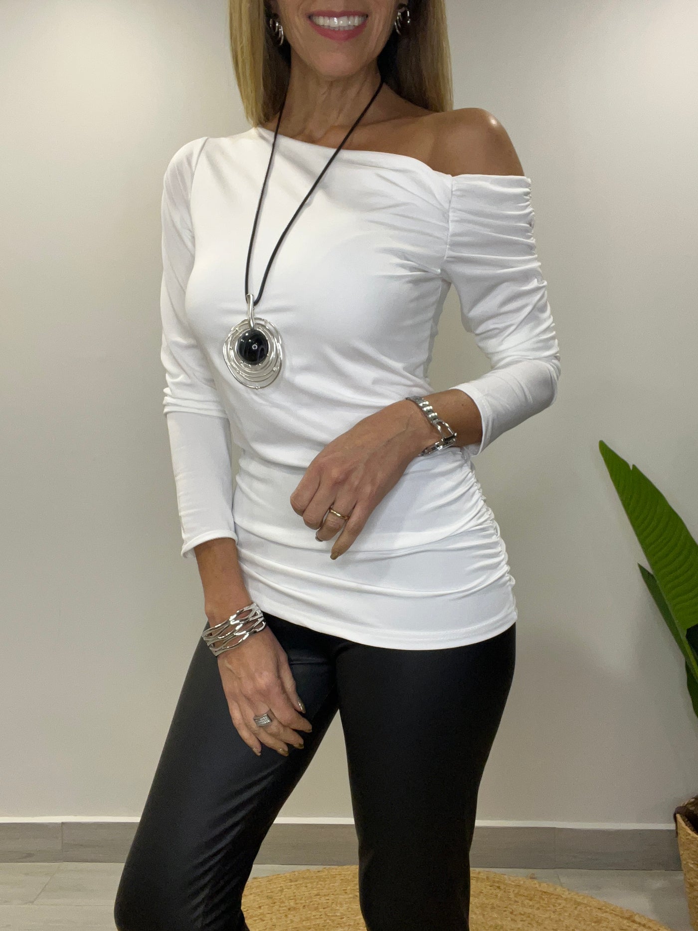 Polera lycra desigual blanca