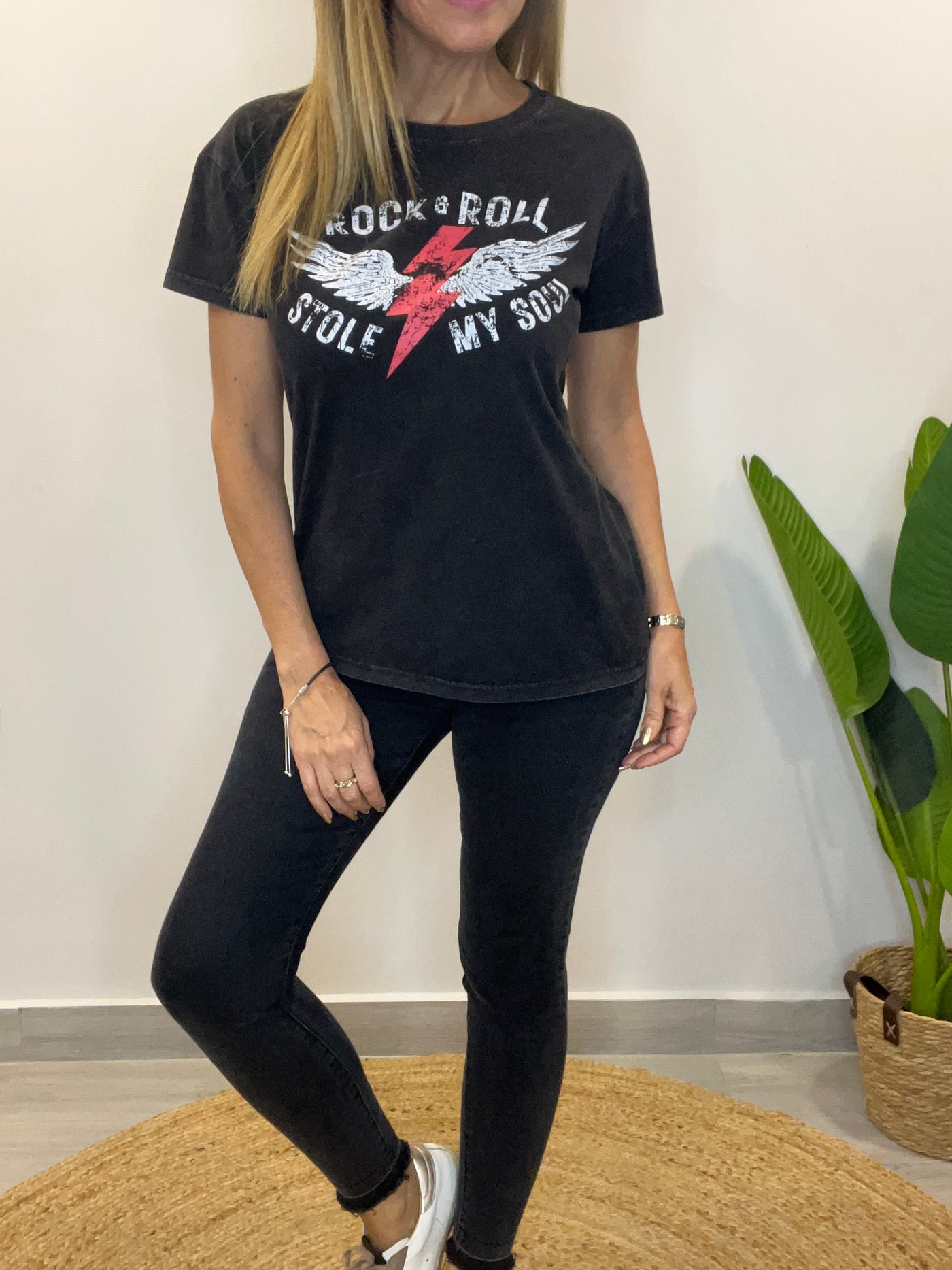 Polera RockLove flecha Negra