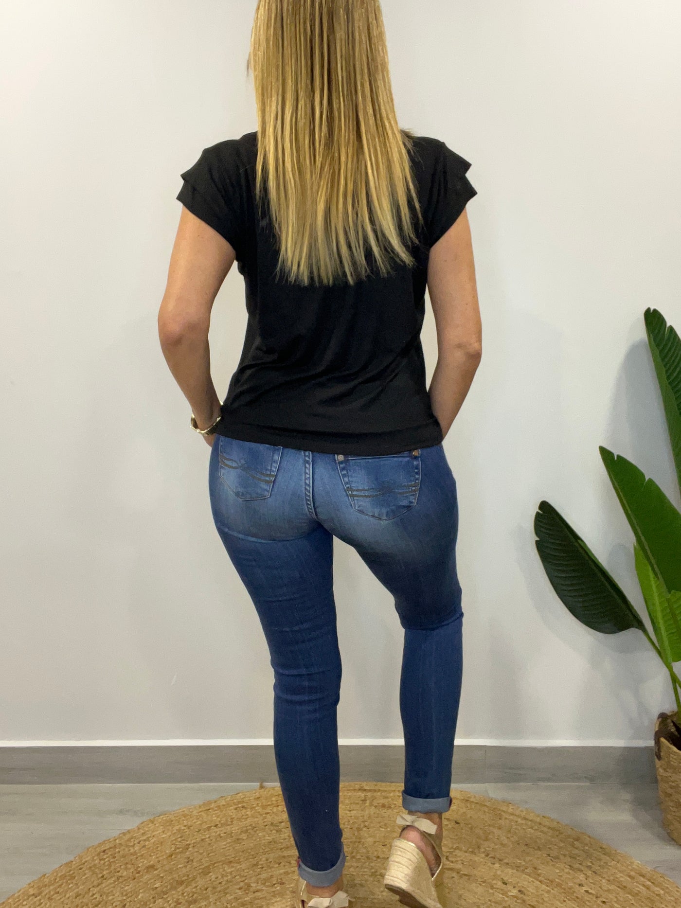 Polera Angelina Negra
